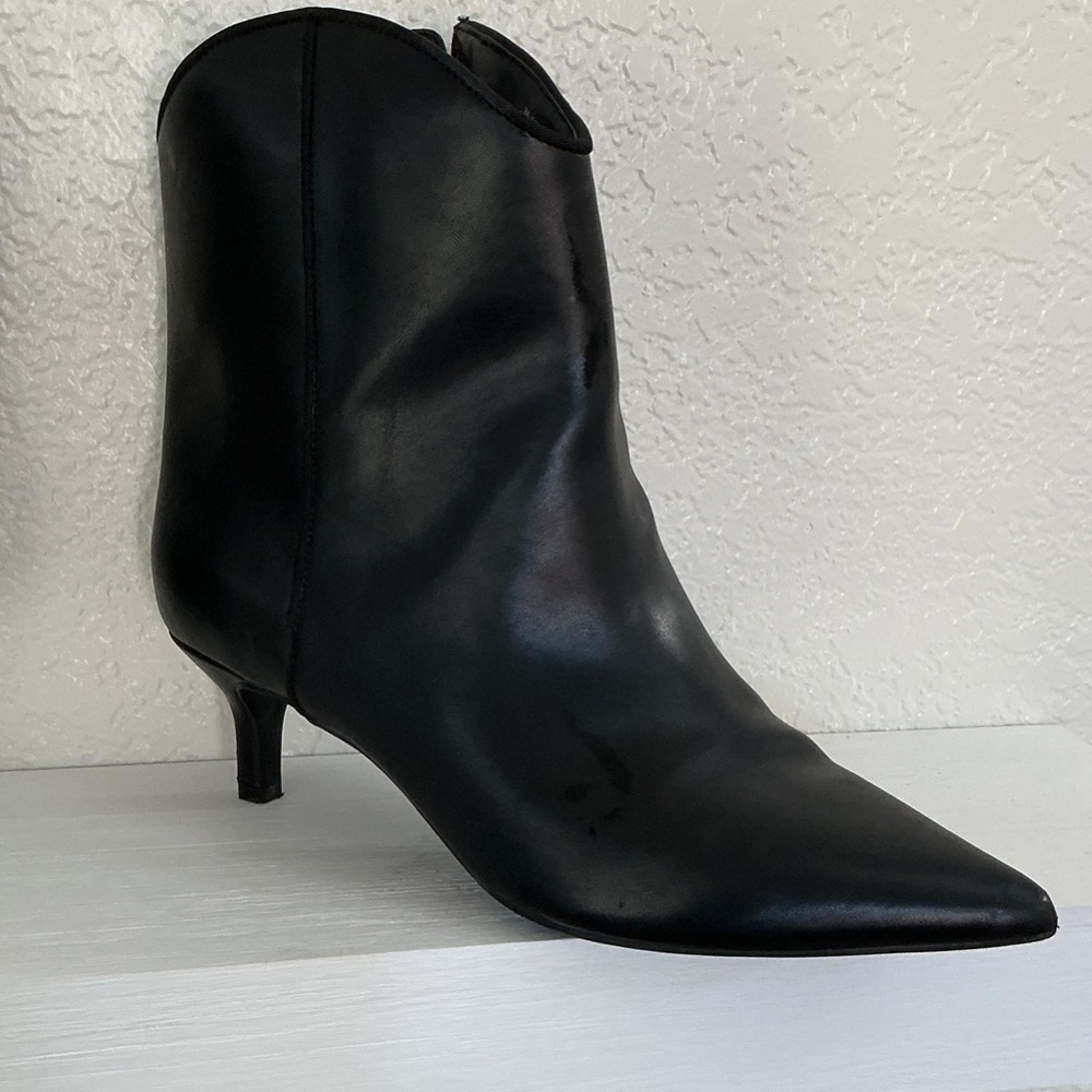 Sleek Black Heeled Ankle Boots